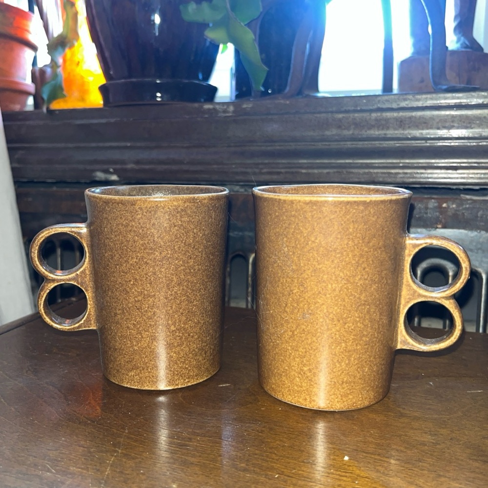 Bennington Potters Stoneware 1340 Double Trigger Handle Coffee Mug Set